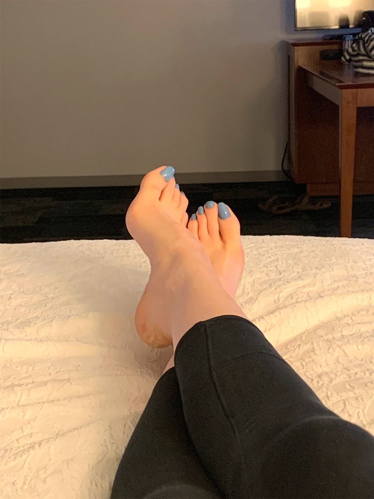 Queen Smelly Feet