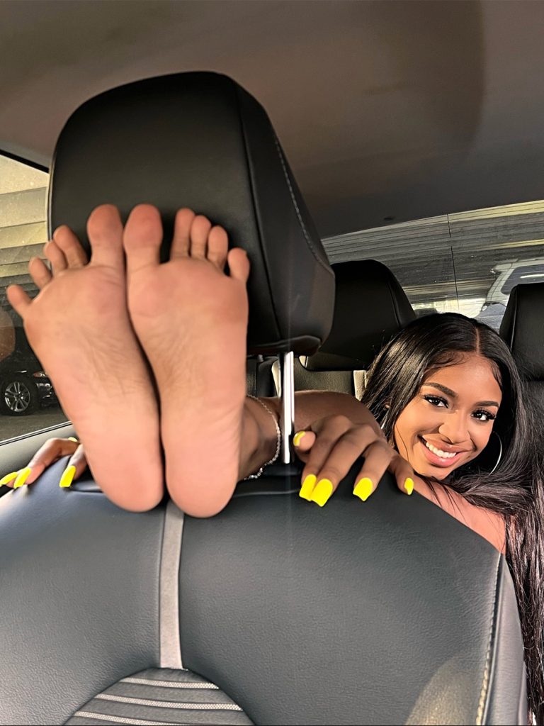 Kaychelle Feet