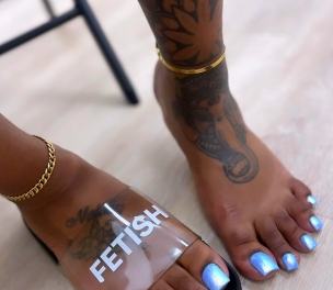 Blanco Mami Feet