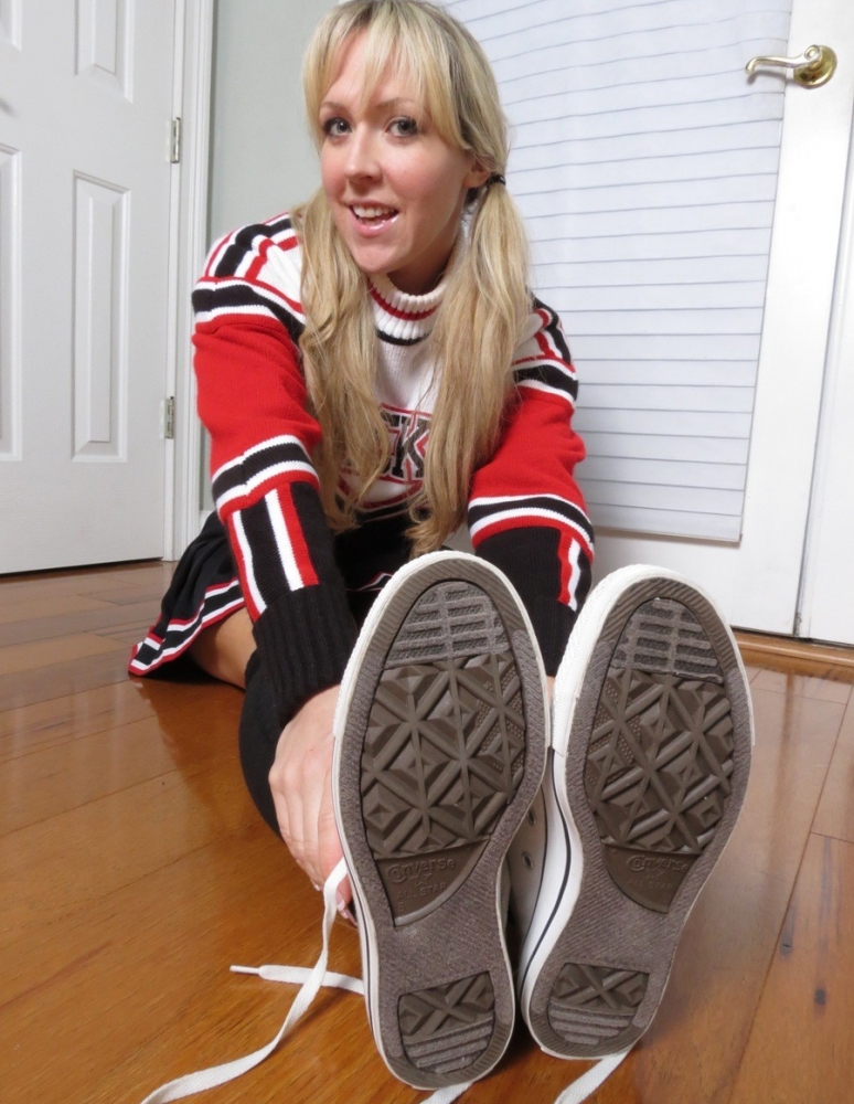 Stinky Cheerleader Feet Foot Adoration Foot Fetish Directory And Foot Fetish Content Creator 5435